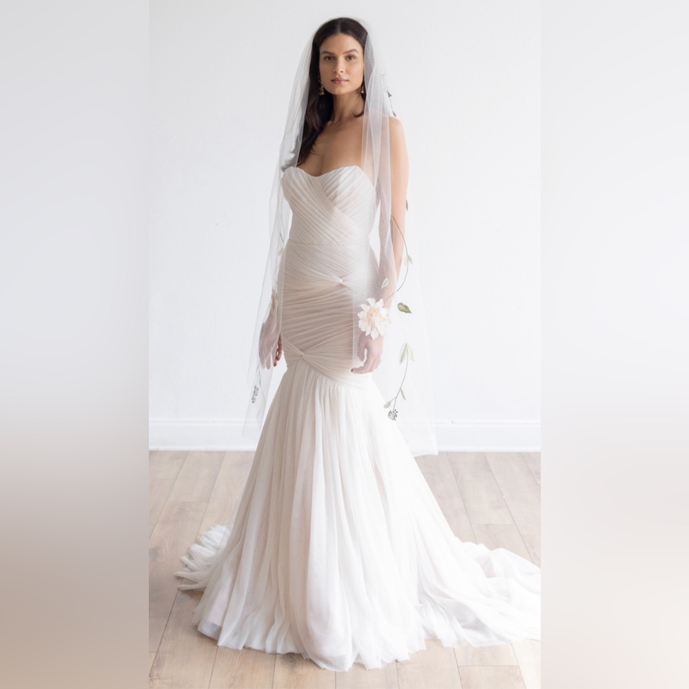 NWT, Never Worn WTOO by Watters Acey Wedding Dress